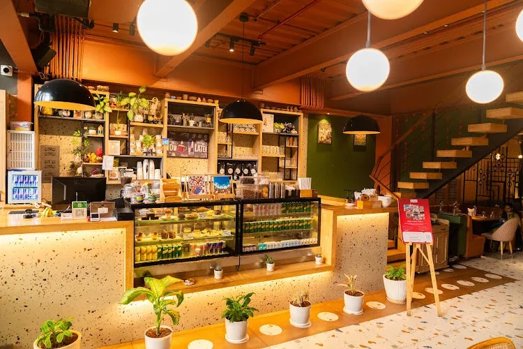 Bustling Brew Cafe