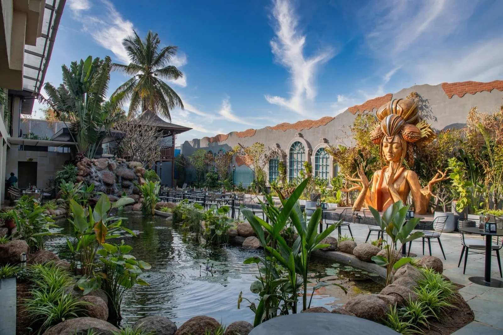 Nusa Tropical Brewvilla